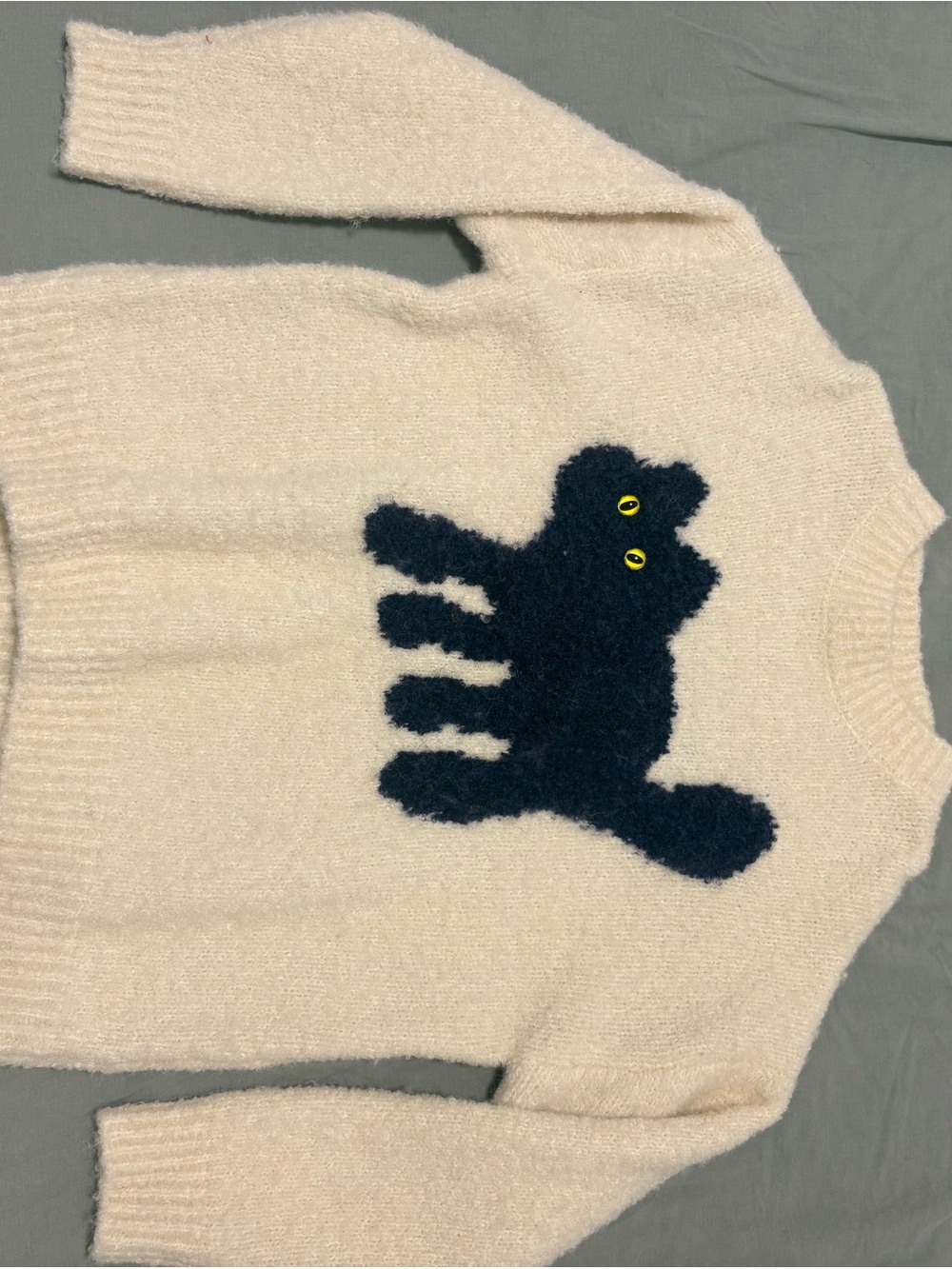 Cozy Cream Cat Sweater with Navy Cat Motif - Unbranded